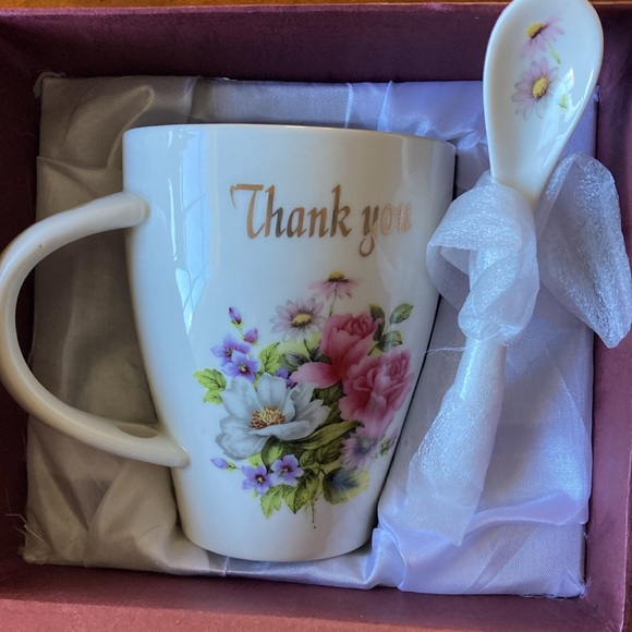 Adeline collection gift Mug and spoon set brand new - Picture 2 of 2